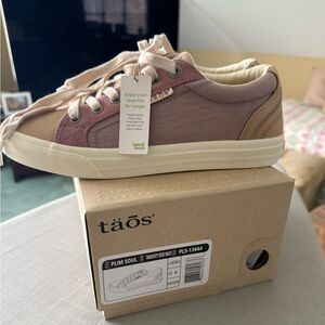 Plim Soul Tan and Rose Sneakers
